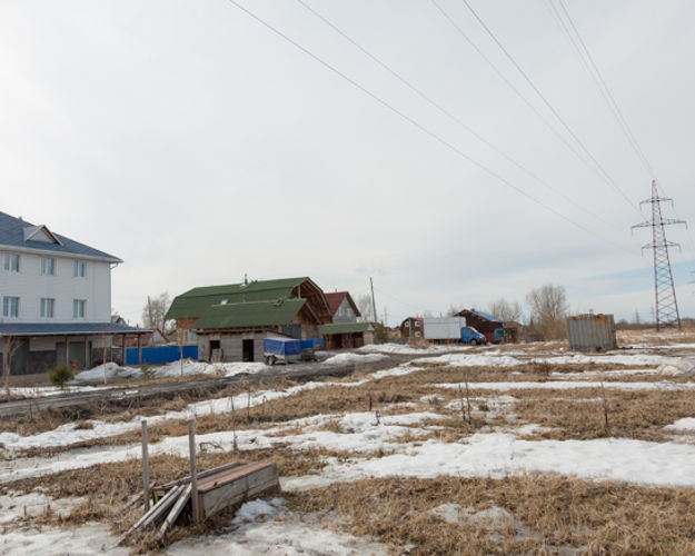 МОЭСК требует сносить постройки по суду в охранной зоне ЛЭП в Новой Москве