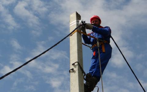 Особенности строительства ЛЭП Особенности строительства ЛЭП