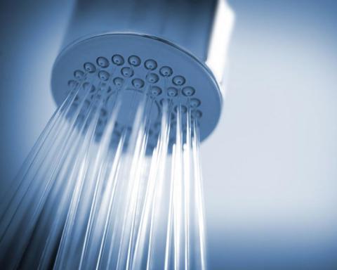 Срок отключения горячей воды снизят до одной недели Срок отключения горячей воды снизят до одной недели