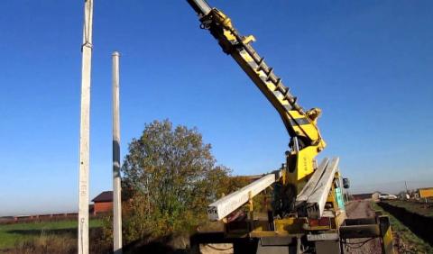 Установка опор ЛЭП Установка опор ЛЭП